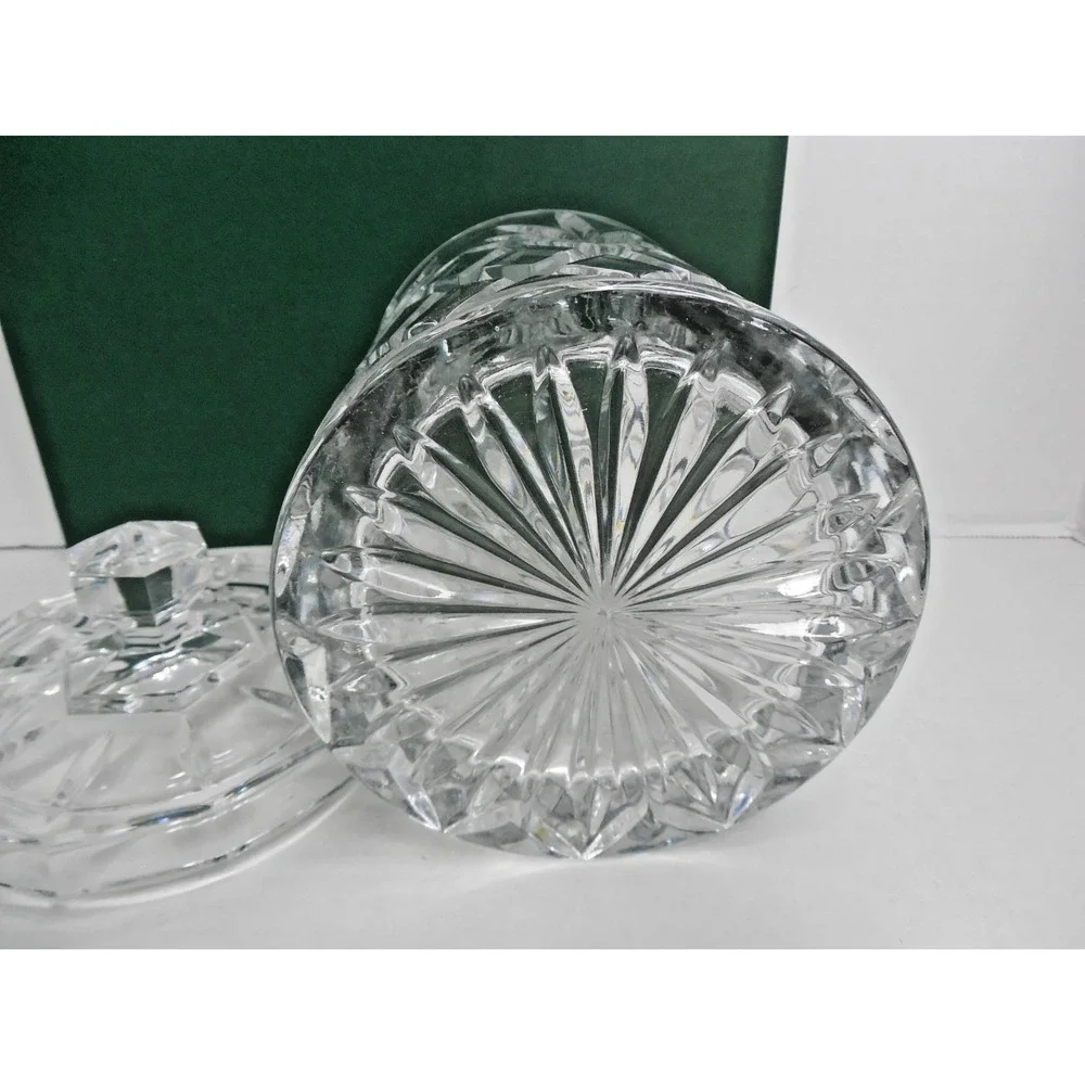 Heavy Cut Lead Crystal Ice Bucket with Lid. / Fan  Diamond Pattern 9 in tall